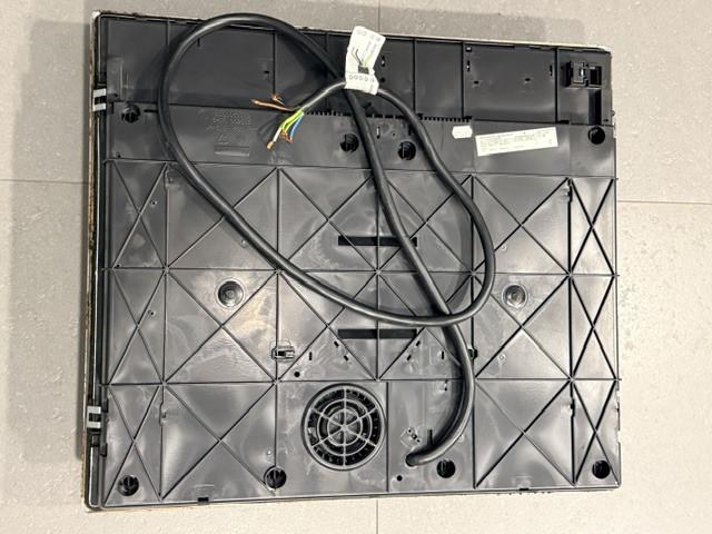 Siemens Topklasse inductiekookplaat – 4 zones – 7200W – nette staat