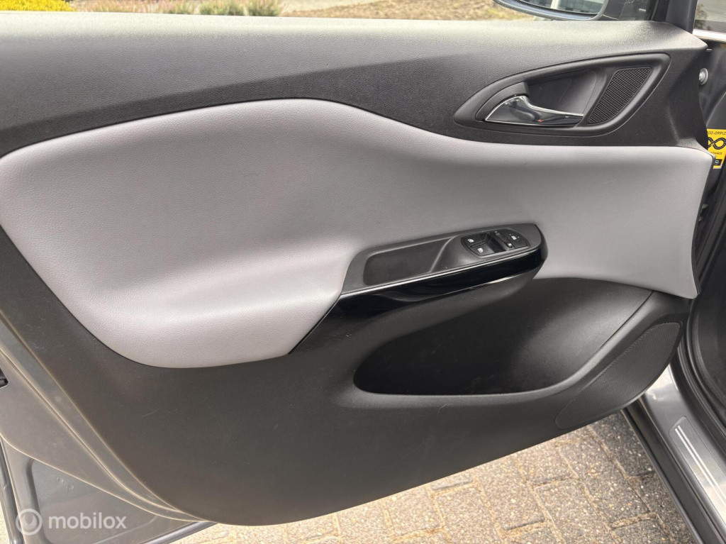 Opel Corsa 1.4 cosmo xenon