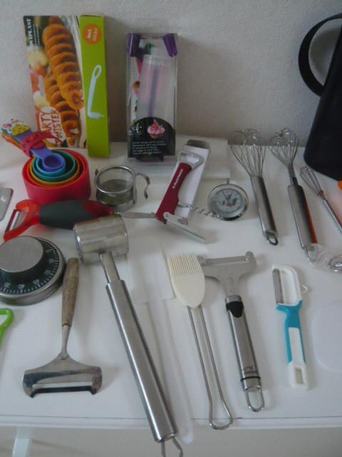 NIEUWE EN Z,G,A,N, KEUKEN SPULLETJES