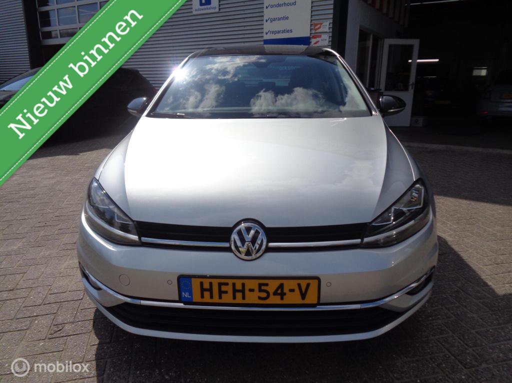 Volkswagen Golf 1.5 tsi iq-drive/airco/ecc/panorama dak/led/navi/carplay/lm