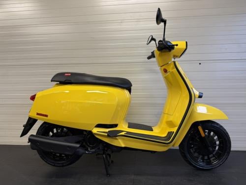 Lambretta V-Special 50 Flex – Nieuw – Retro Design & Comfort