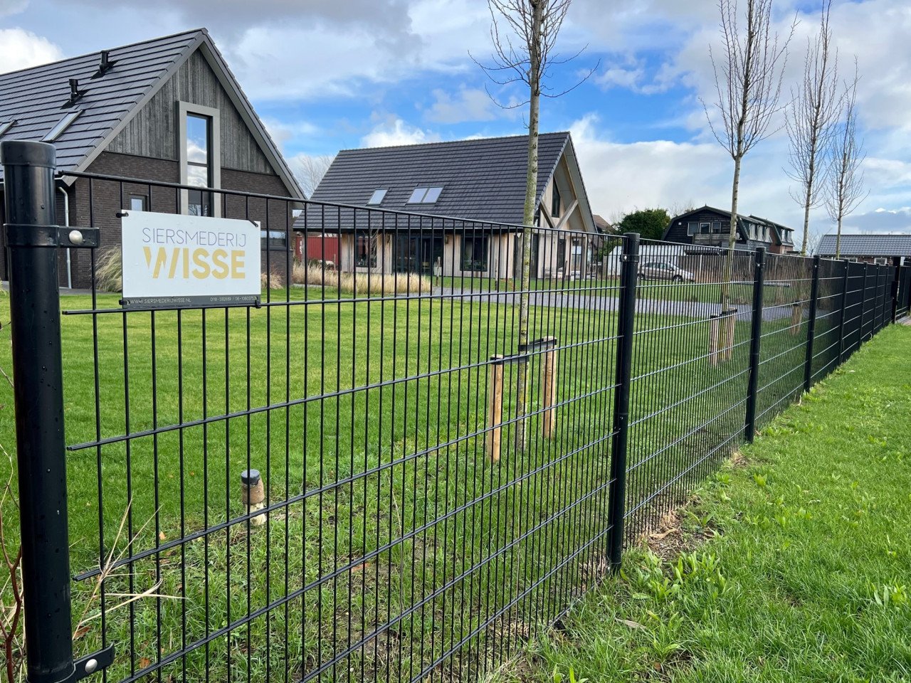 Voor al uw Inrijpoorten - Hekwerken en Tuinpoorten.