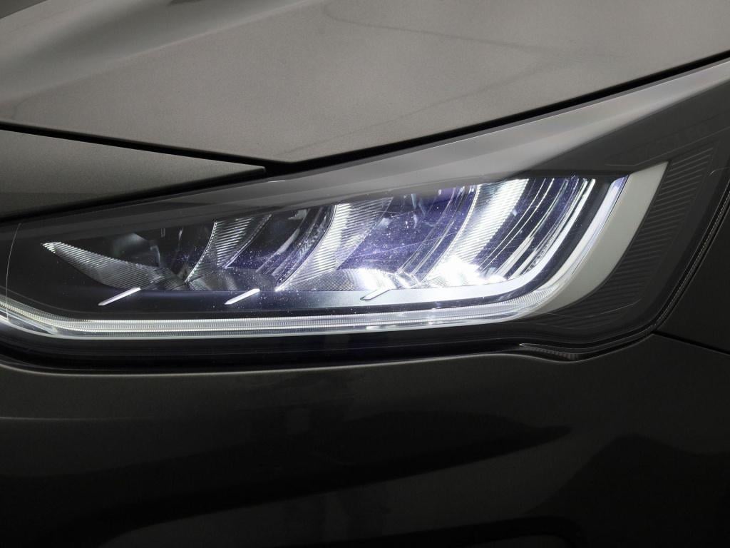 Ford Focus wagon 1.0 ecoboost hybrid titanium style | navigatie | winterpac