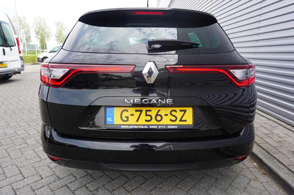 Renault Megane 1.3 tce limited 1e eigenaar - airco / navi / cruise / parkee