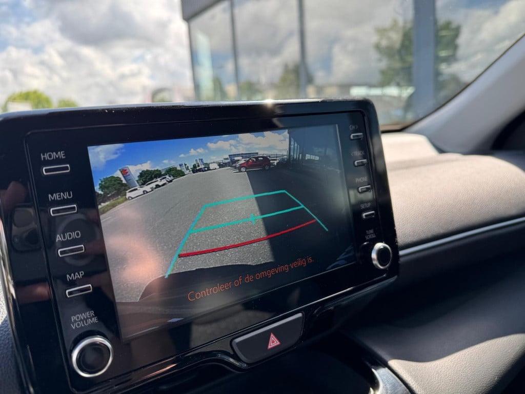 Toyota Yaris Cross 1.5 hybrid business