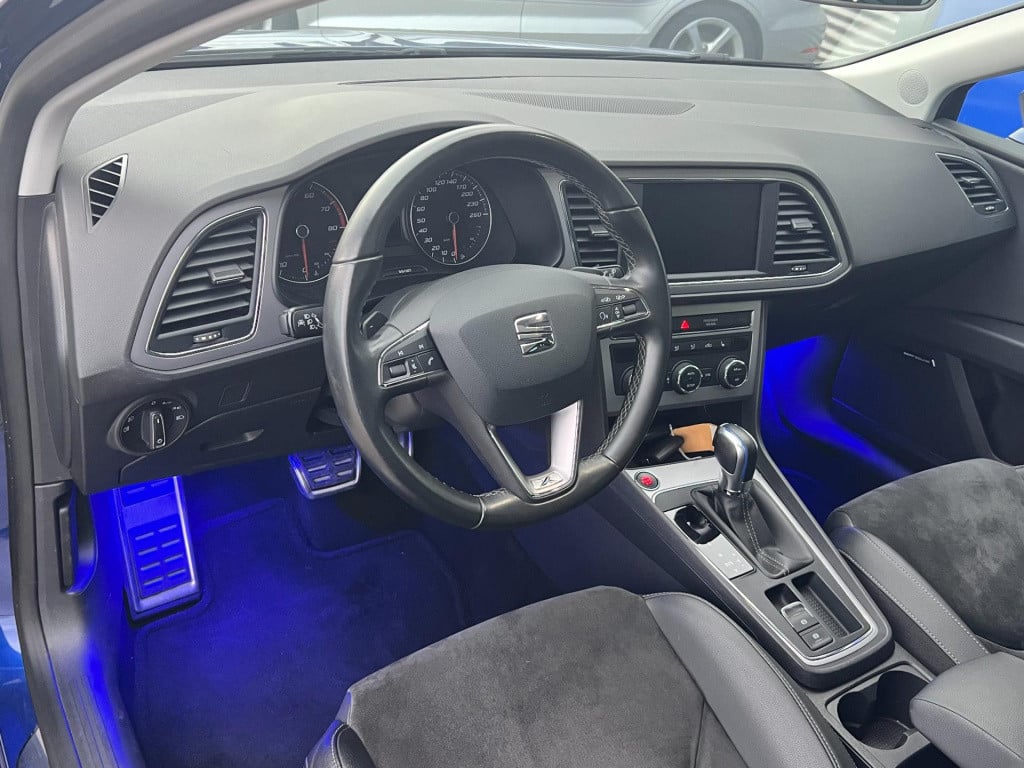 Seat Leon Sportstourer st 1.4 ecotsi fr xcellence, pano, alacantara enz..