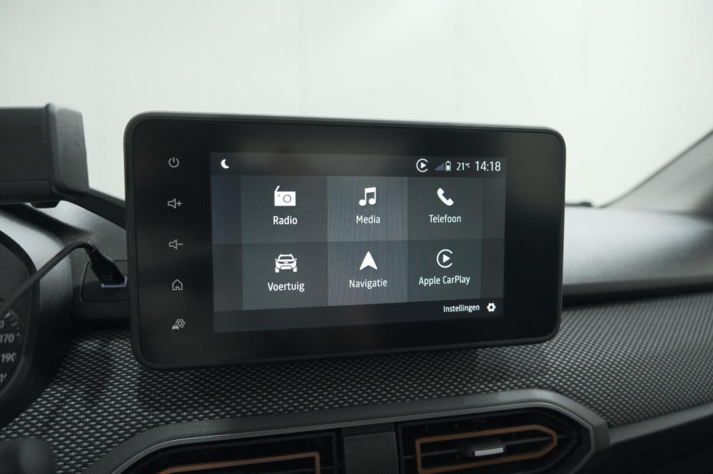 Dacia Sandero Stepway tce 90 expression | camera | dodehoekdetectie | navig