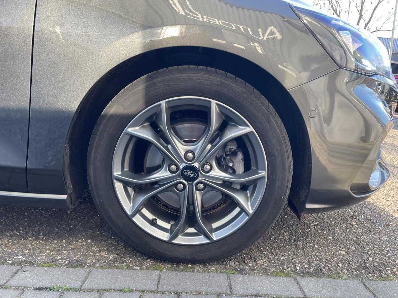 FORD FOCUS 1.0 ECOBOOST ST-LINE