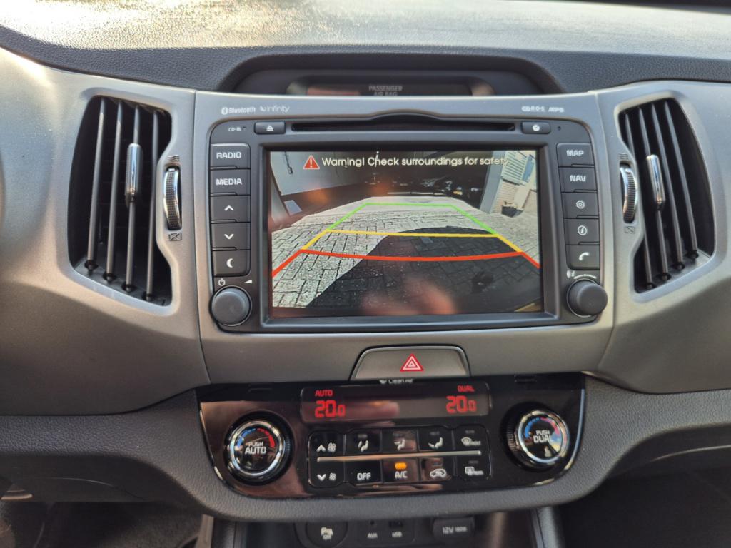 Kia Sportage 1.6 gdi world cup edition
