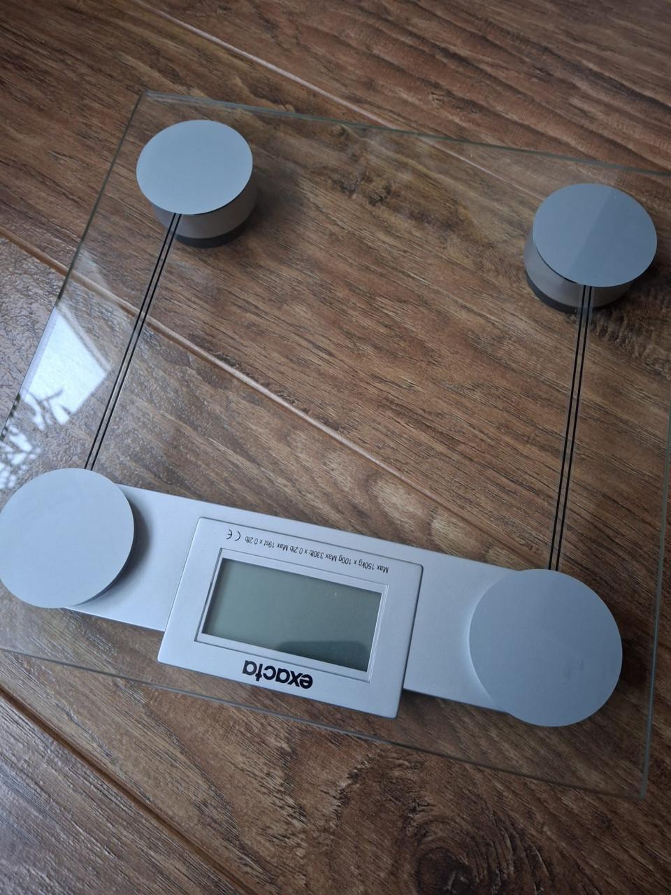 Digitale personenweegschaal van exacta