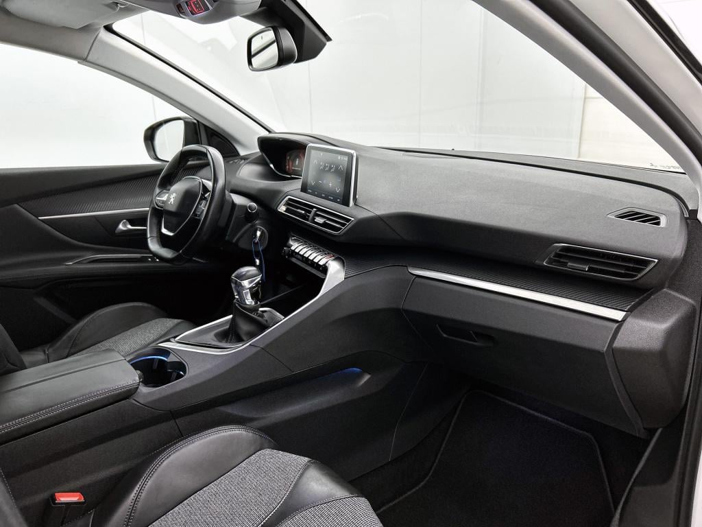 Peugeot 3008 130 pk allure | rijklaar | camera achter
