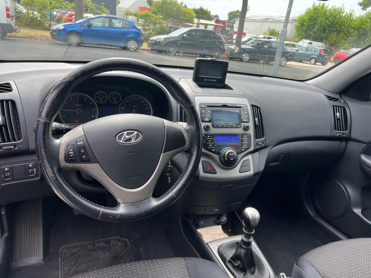 Hyundai I30 1.6i Dynamic 130.810KM Jaar apk