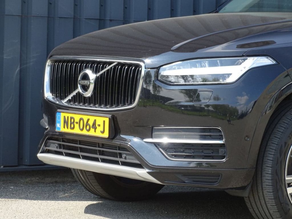 Volvo XC90 2.0 t8 twin engine awd momentum 7-persoons | pano