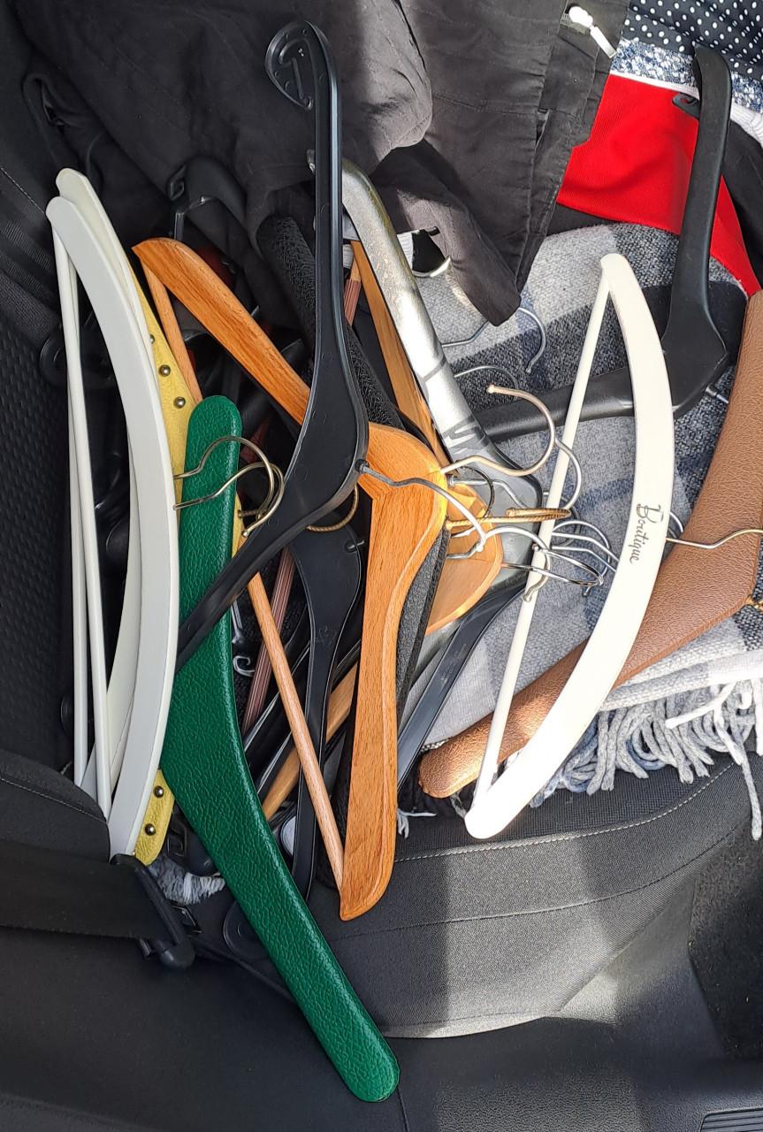 VANDAAG GRATIS af te halen: KLEDINGHANGERS