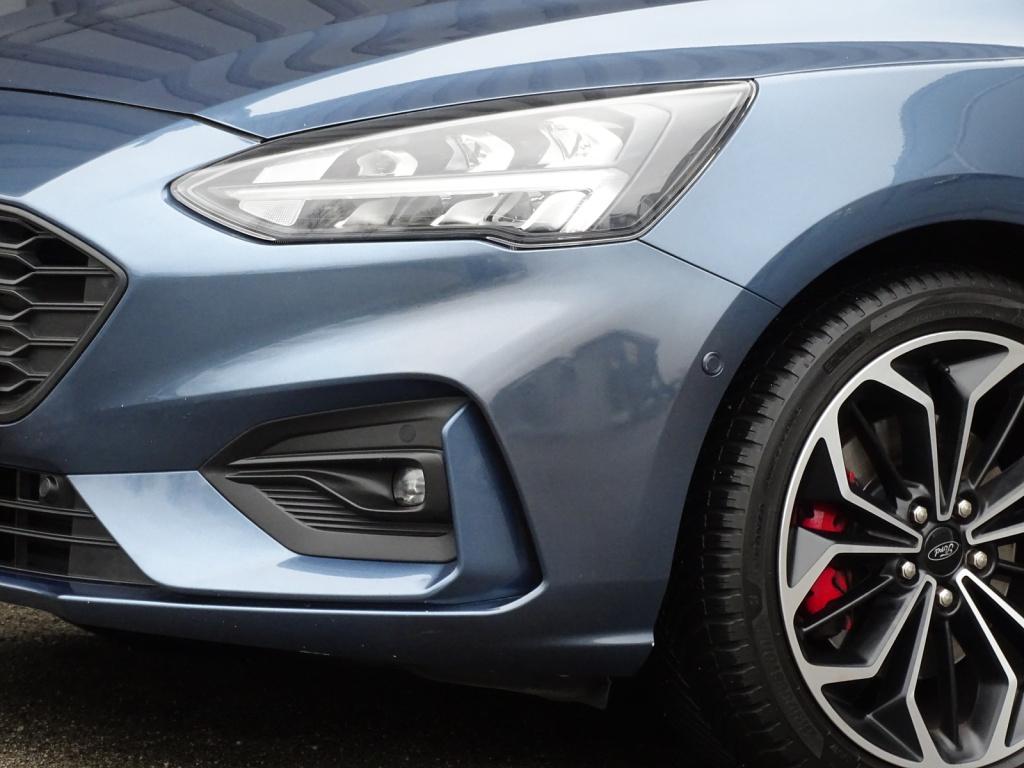 Ford Focus wagon 1.0 ecoboost st line business | led | camera | apple carpl