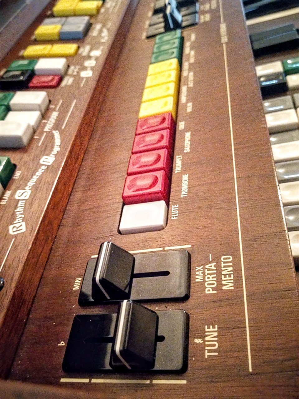 YAMAHA D-85 orgel/synthesizer