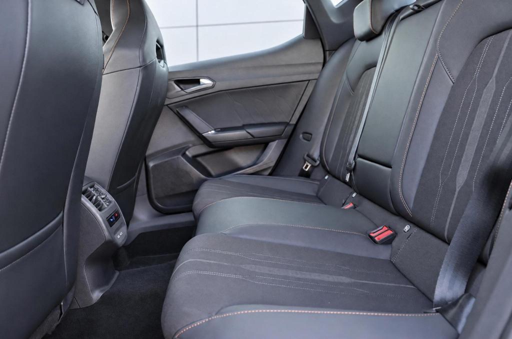 Cupra Leon 1.4 e-hybrid business 204pk dsg6 | soh 98,1%