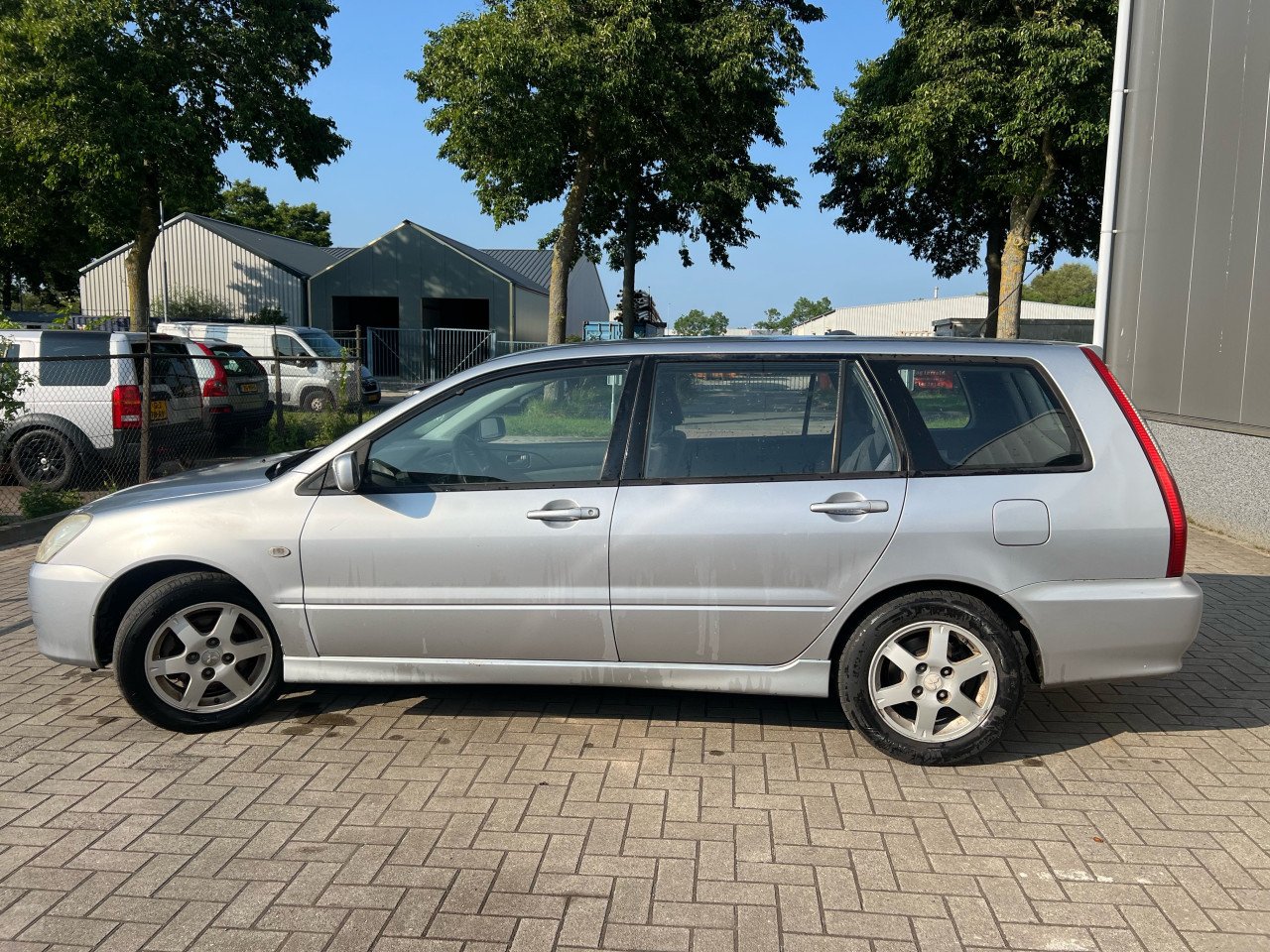 Mitsubishi Lancer Station Wagon 1.6 Comfort
