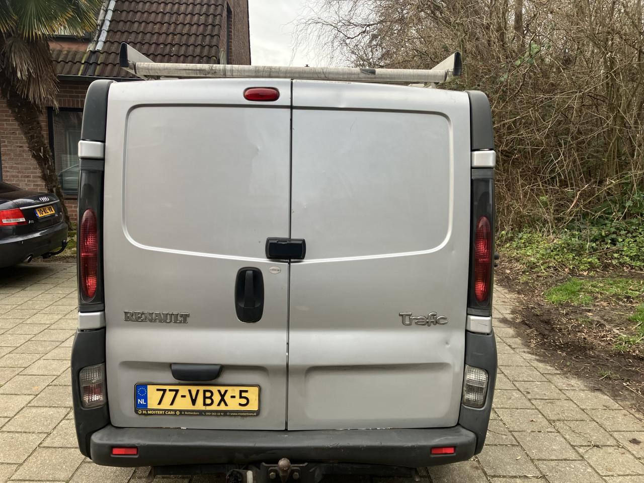 Renault Trafic 1000 1.9 DCI 82 L1 H1