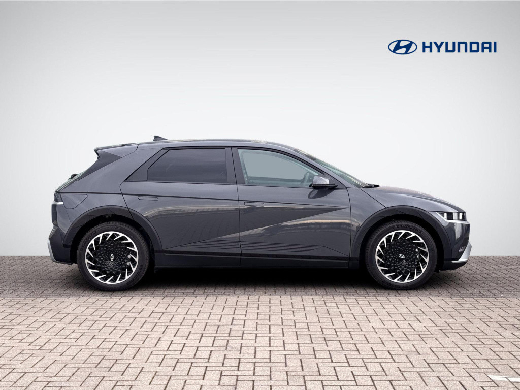 Hyundai Ioniq 5 connect+ 84 kwh nieuw model + 20'' velgen