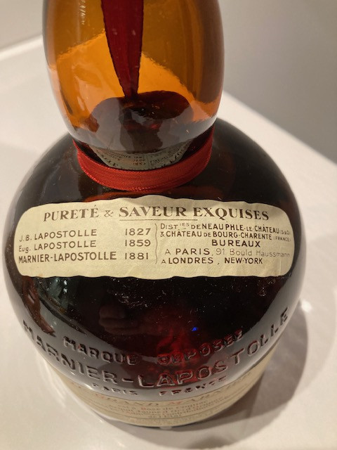 Deze mooie fles Grand Marnier al ruim 40 jaar oud