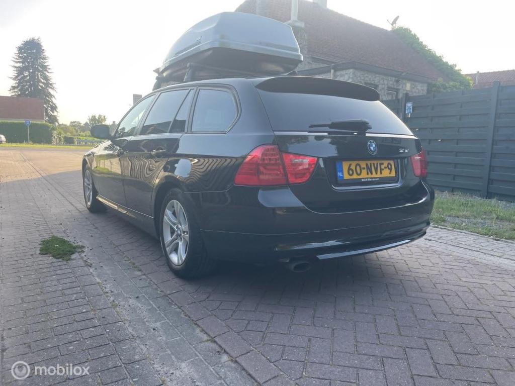 BMW 3-serie touring 318i business line