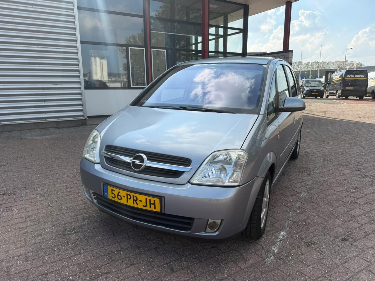 Opel meriva bj 2004 automaat  1850 euro