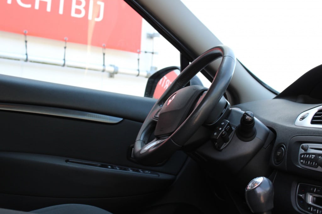 Renault Grand Scenic 1.4 tce bns sport 7p