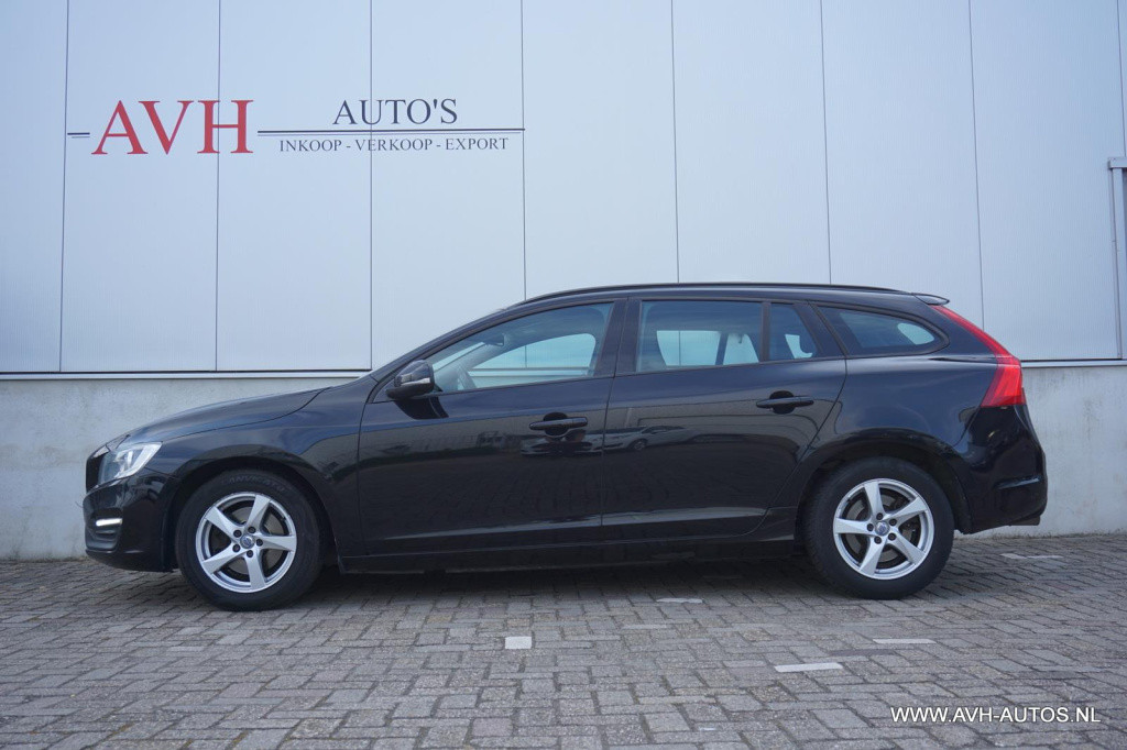 Volvo V60 1.6 d2 r-design