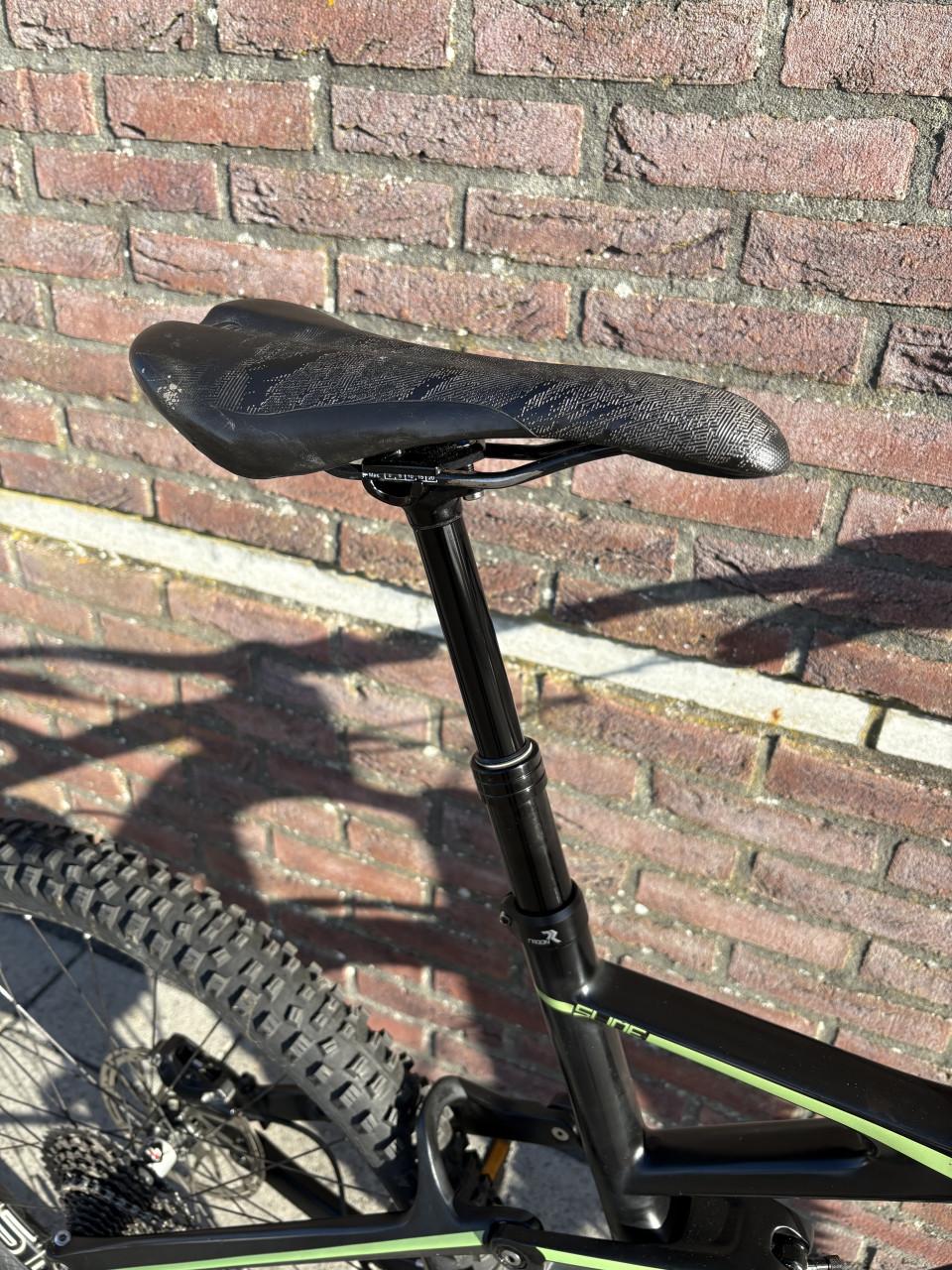 Radon slide 160 maat L