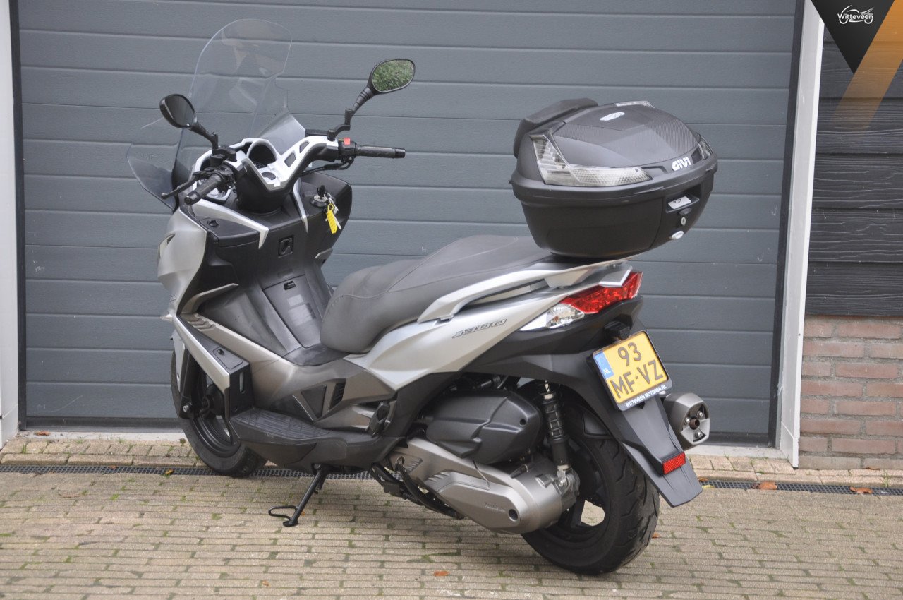Kawasaki J300 ABS Nette scooter