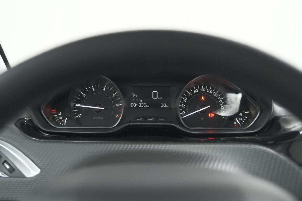 Peugeot 2008 puretech 110 blue lion | trekhaak | apple carplay | parkeersen