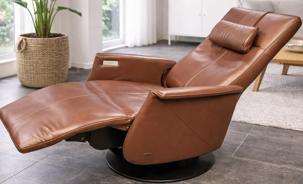Mooie Prominent sta op stoel - relax fauteuil in bruin/cognac kleur