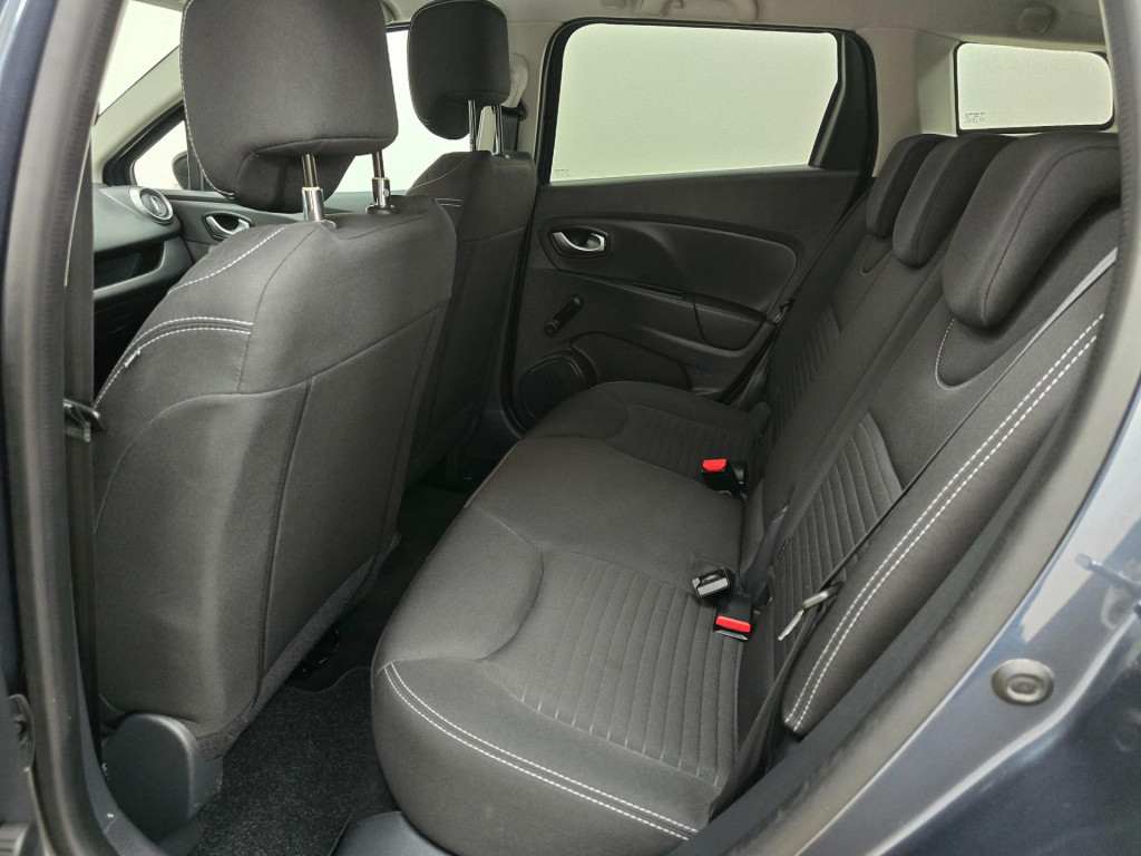 Renault Clio estate occasion 0.9 tce limited met trekhaak | zuinig! | tweed