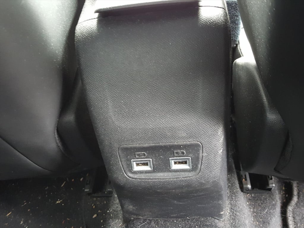 Peugeot 208 1.2 puretech 100pk allure navigatie | apple carplay & android a