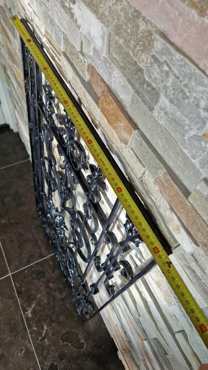 Antiek Frans ijzeren sierhek