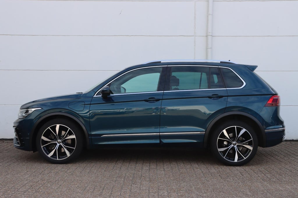 Volkswagen Tiguan 1.4 tsi ehybrid r-line business + 245pk dsg6