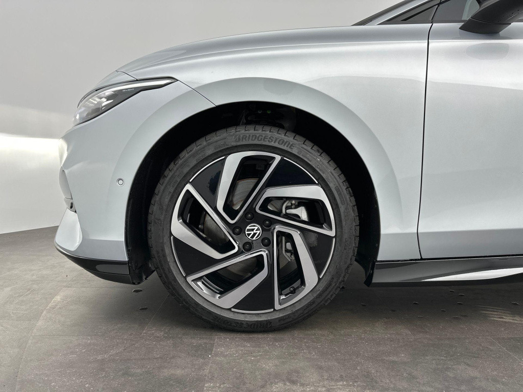 Volkswagen Id.7 pro business (1) 77 kwh accu, 210 kw / 286 pk lim