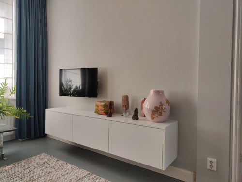 Zwevend dressoir
