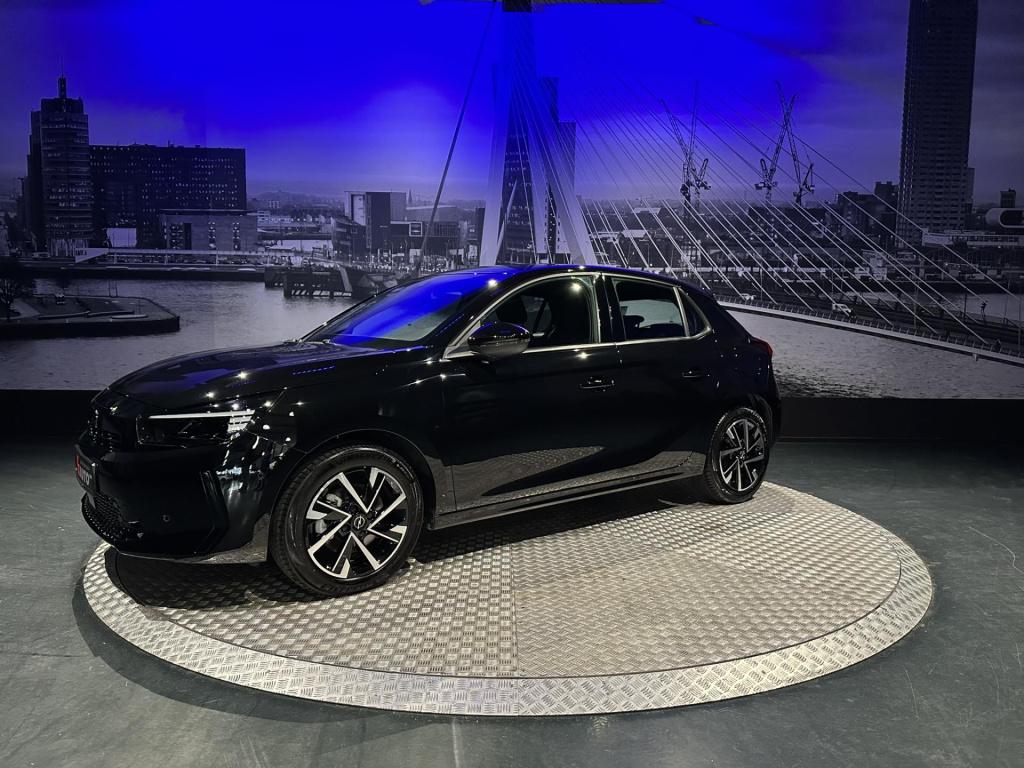 Opel Corsa 1.2 turbo gs *keyless*carplay*camera*led