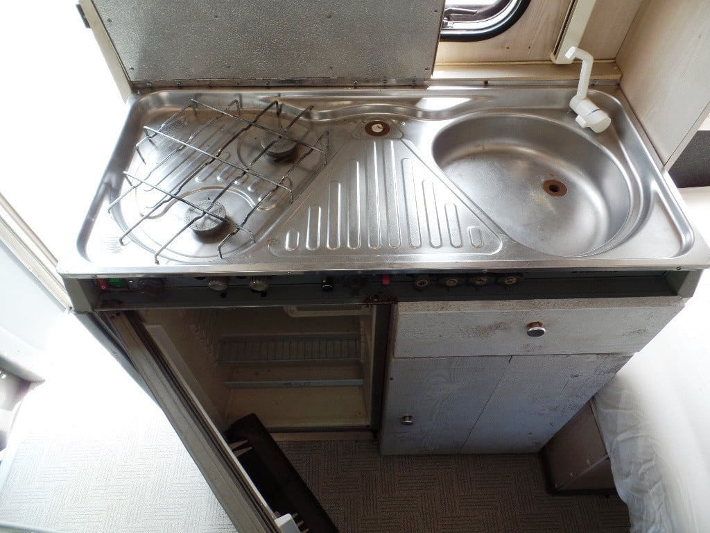 Dethleffs alkoof camper voor 5 personen