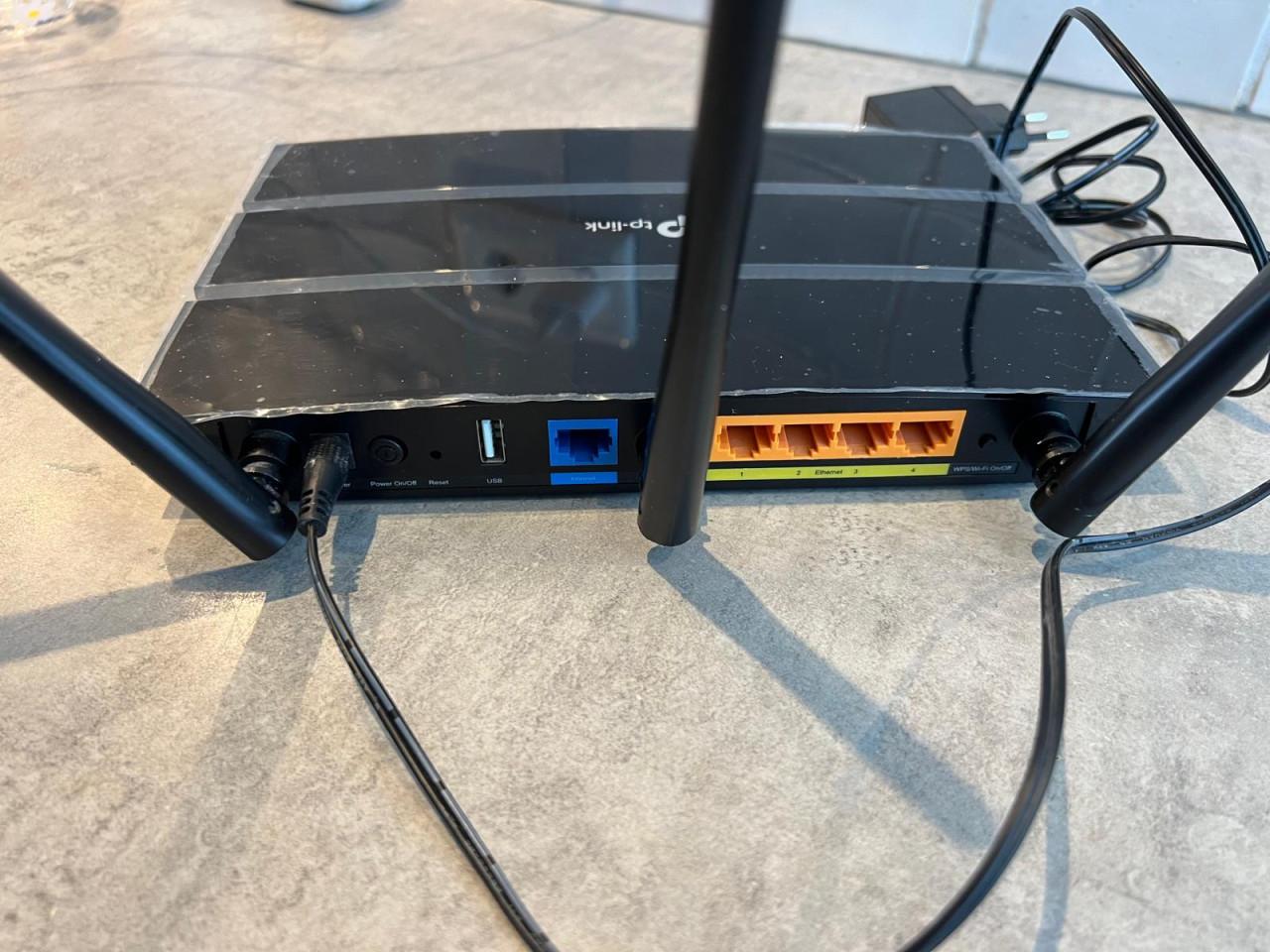 TP link AC 1200 router