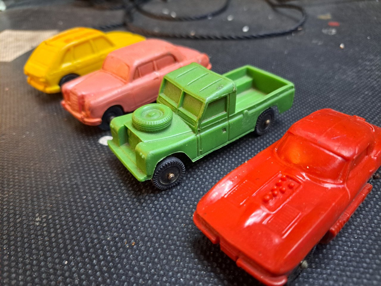Rubber auto's 1960