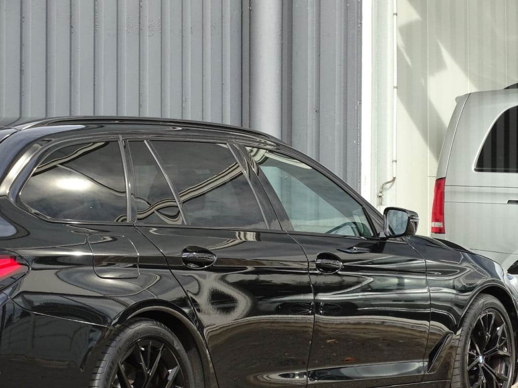 BMW 5 Serie touring 520d executive edition m sportpakket | laser led | harm