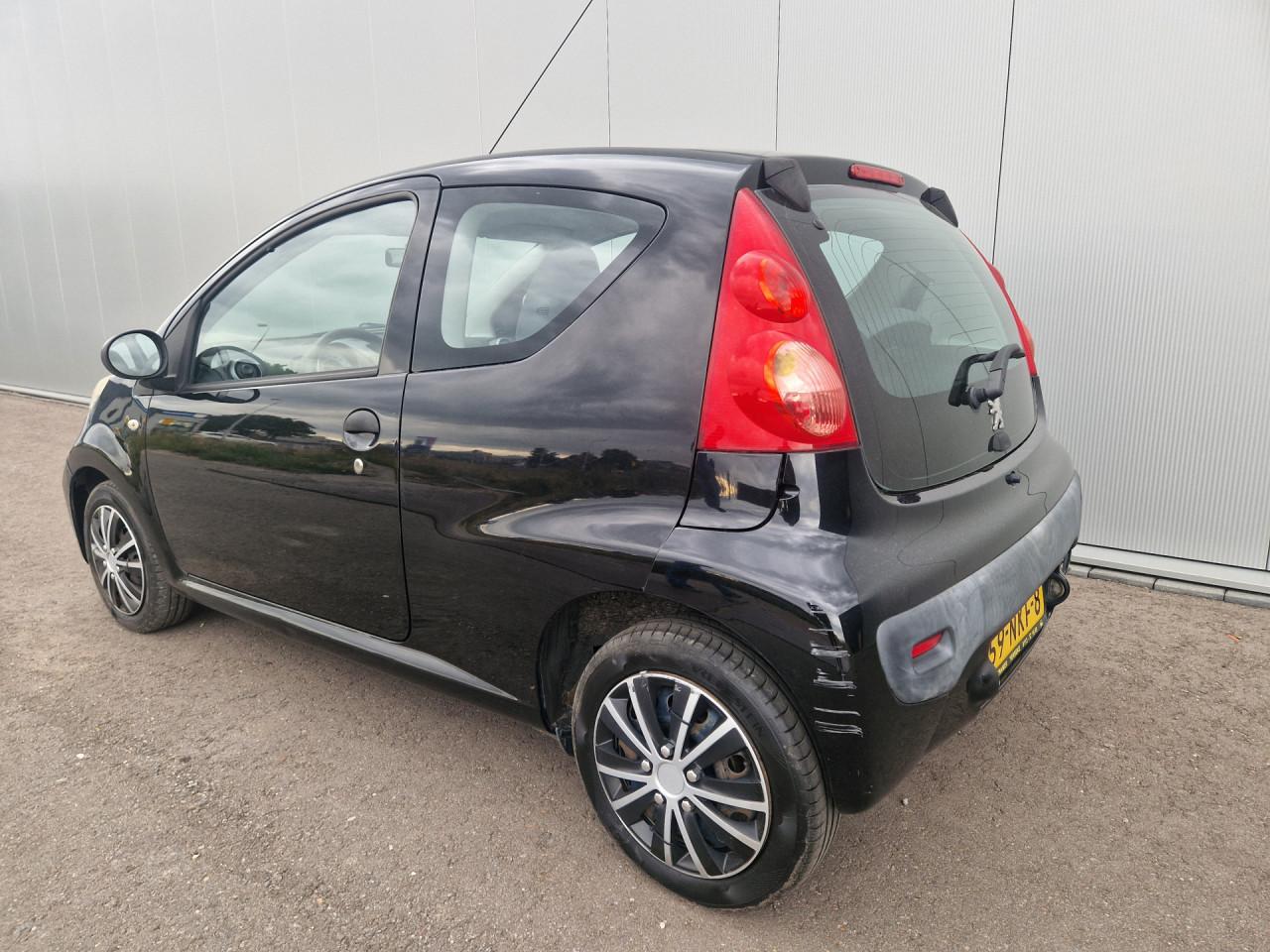 Peugeot 107 1.0-12V Urban Move
