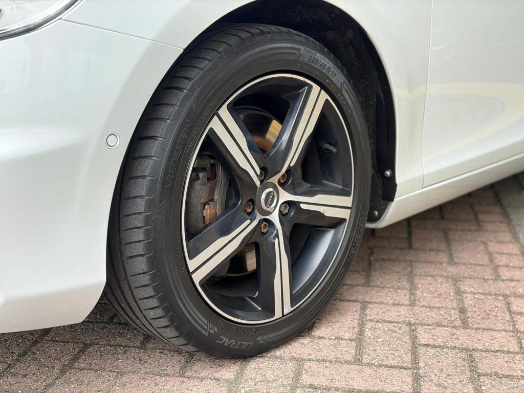 Volvo V40 2.0 t4 bns sport | automaat | trekhaak