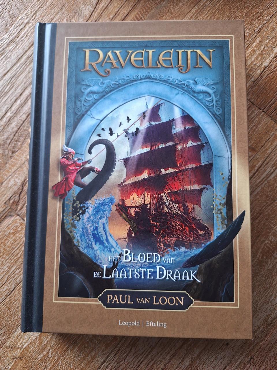 Set Eftelingboeken (6x) + stoffen polsbandjes