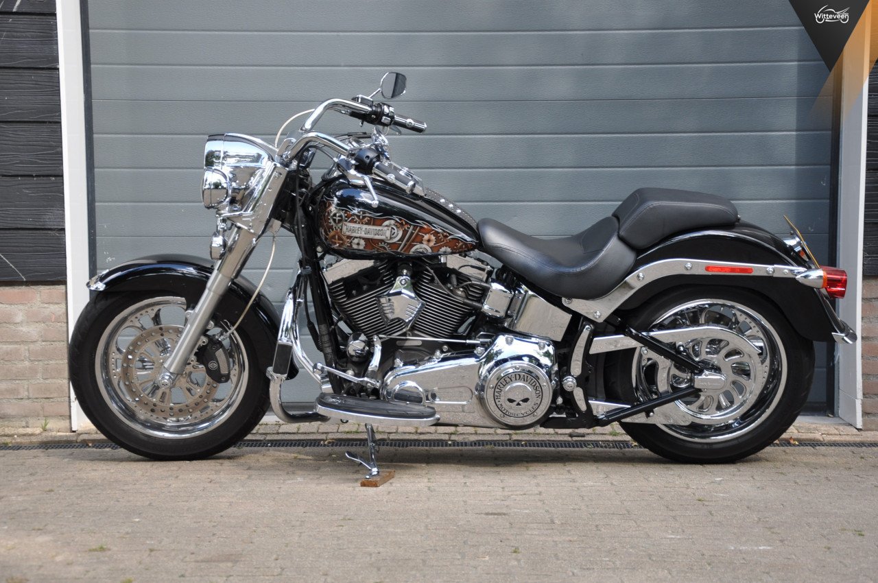Harley-Davidson FLSTF Fat Boy