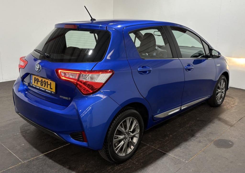 Toyota Yaris 1.5 hybrid executive
