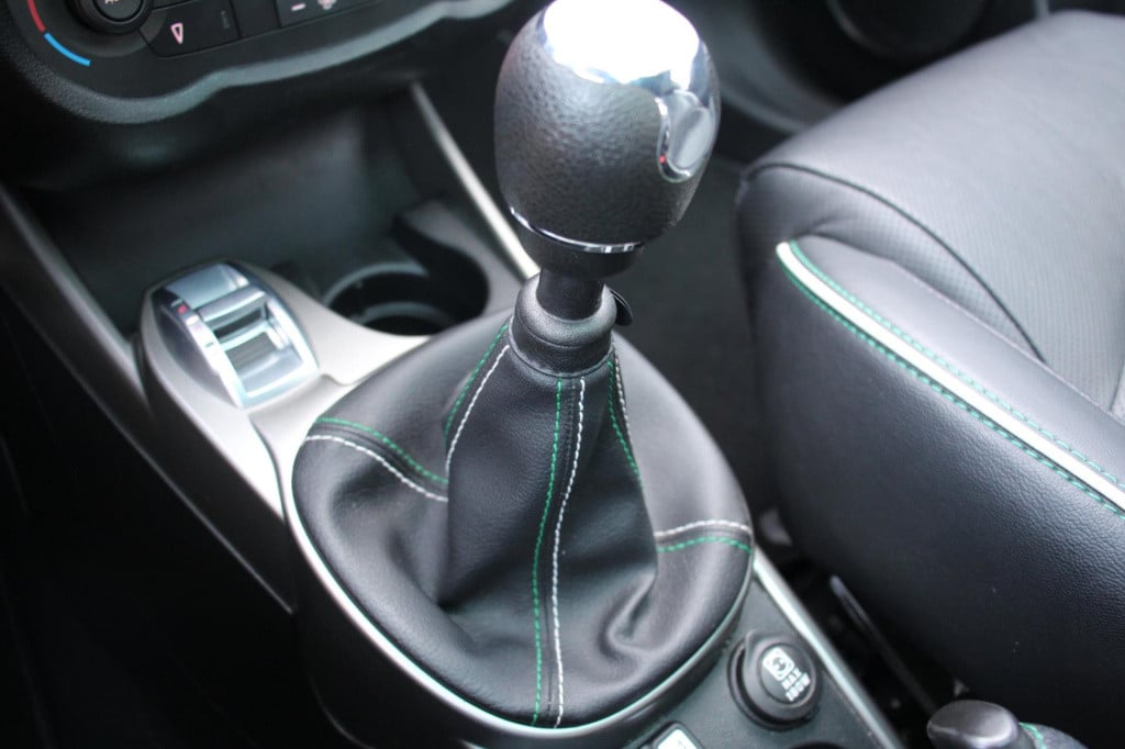 Alfa Romeo MiTo 0.9 twinair sportiva - leder - navi - pano - 18inch - org n